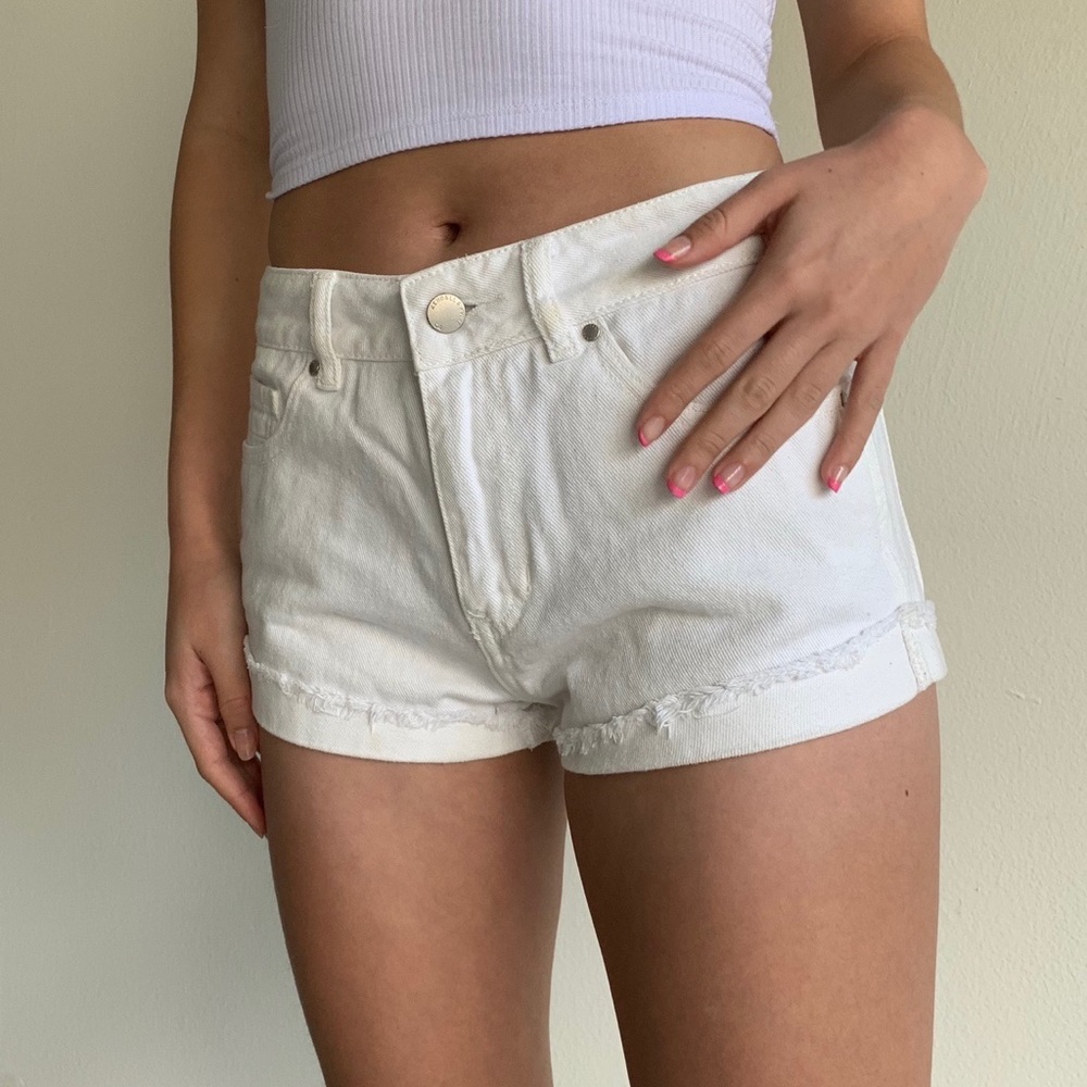white denim shorts 🤍